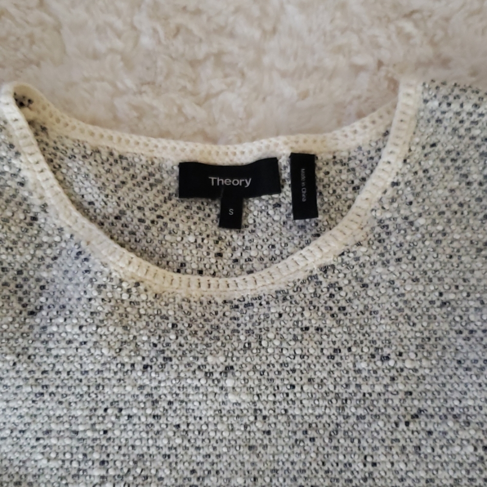 Theory sweater